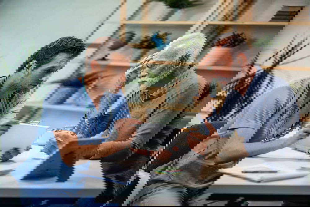 We willen allemaal gezondheidsproblemen en ziekten voorkomen en tegenwoordig kunnen we het ons niet meer veroorloven om zomaar iets ongezonds te doen. Maar wat is dan een effectieve preventiemaatregel?